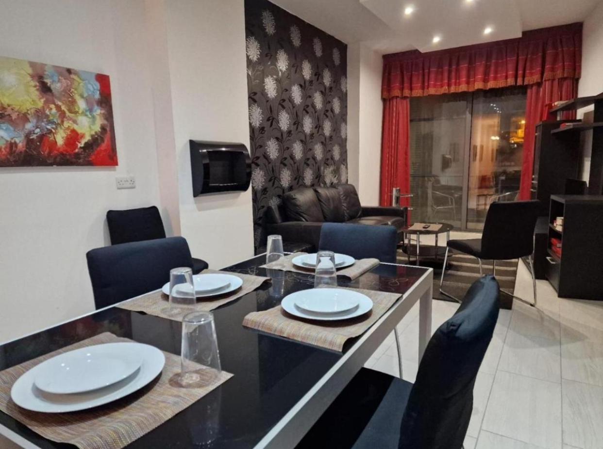 סיינט פול ביי Bugibba Central Modern Apartment מראה חיצוני תמונה